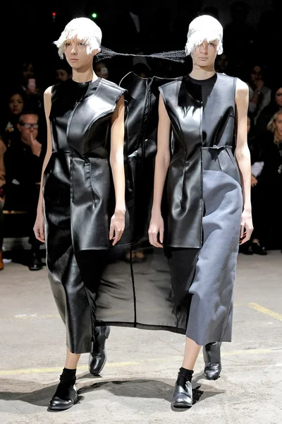 Look 40